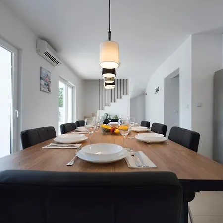 Holiday Home Lana Supetar Extérieur photo