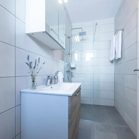 Holiday Home Lana Supetar Extérieur photo
